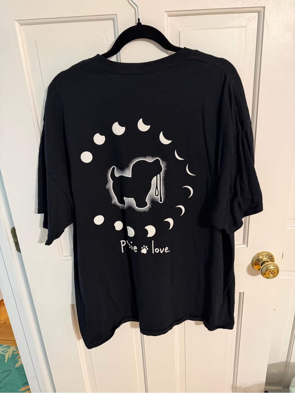 Puppie Love Tshirt - Picture 3 of 3